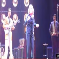 STAGE TUBE: Lesley Gore Takes the Stage with MDQ! Video